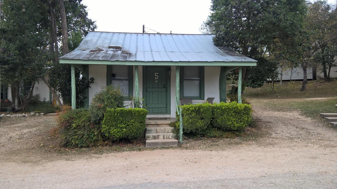 River Front Motel 班德拉 外观 照片